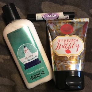 Snowed In Perfectly Posh Bundle! NWT!
